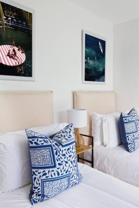 Tranquil 2 Bedroom With Balcony, Pool, Walk To Beach! Apartment